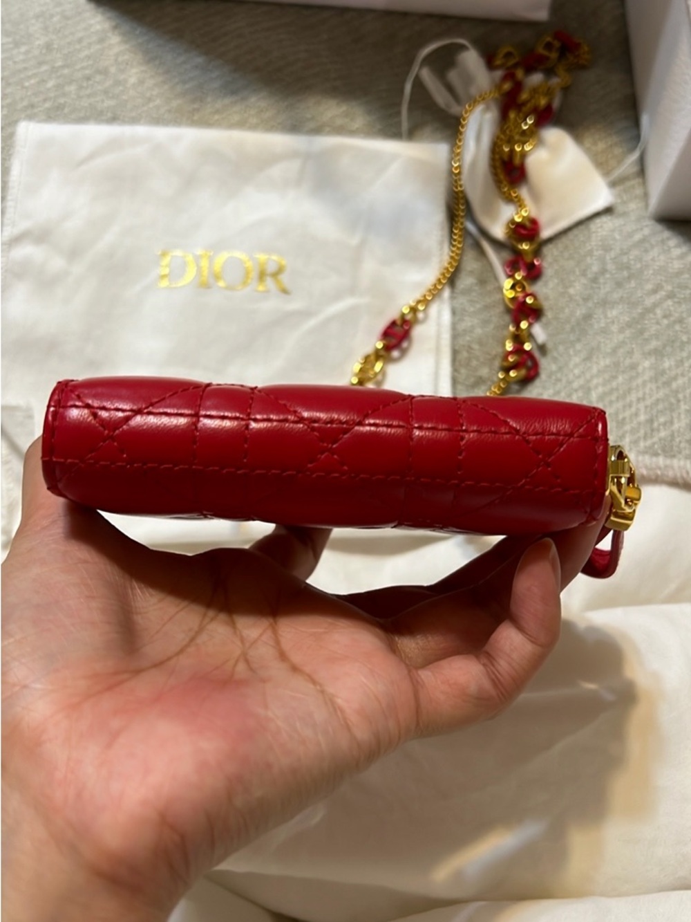 Mini Dior Caro Crossbody zipped Pouch in Raspberry Cannage Lambskin - Picture 11 of 12